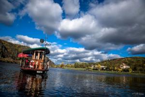 1. Praha – Romantika u přívozu